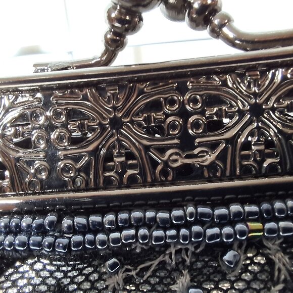 Vintage Small Tapestry Beaded Evening Purse Metal Top Handle, Crossbody Chain - Picture 8 of 16